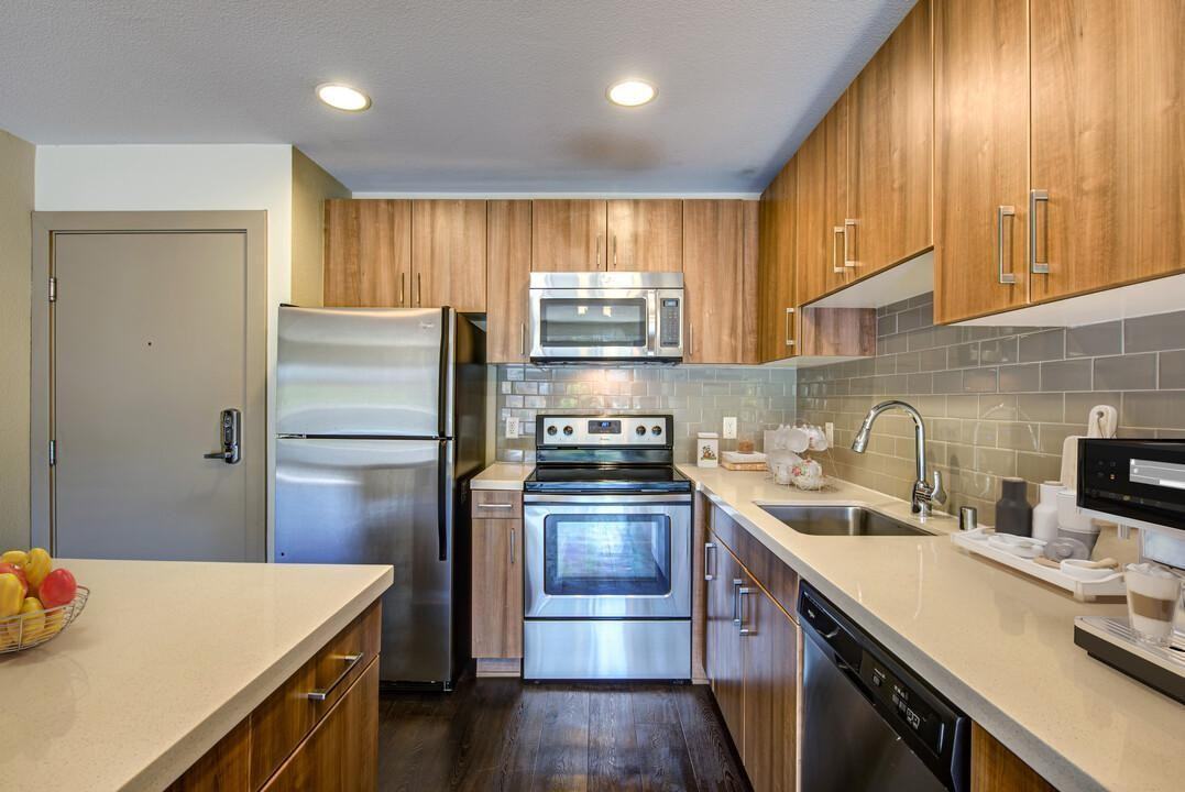 14015 Tahiti Way - Photo 2 of 24