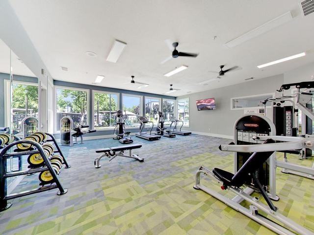3250 Laurelhurst Dr - Photo 4 of 48