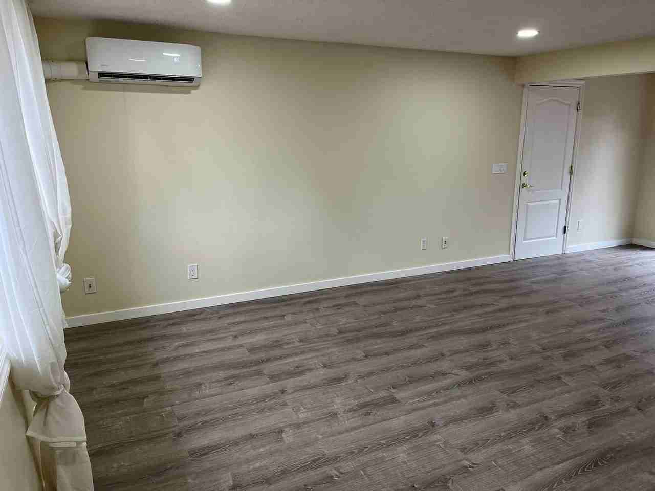 3916 E 16th St - Photo 2 of 29