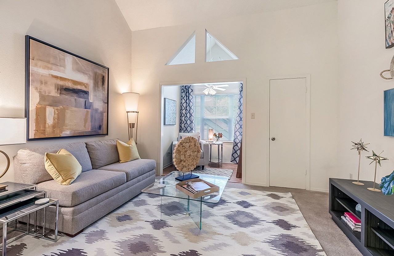 Falling Water - Photo 2 of 23