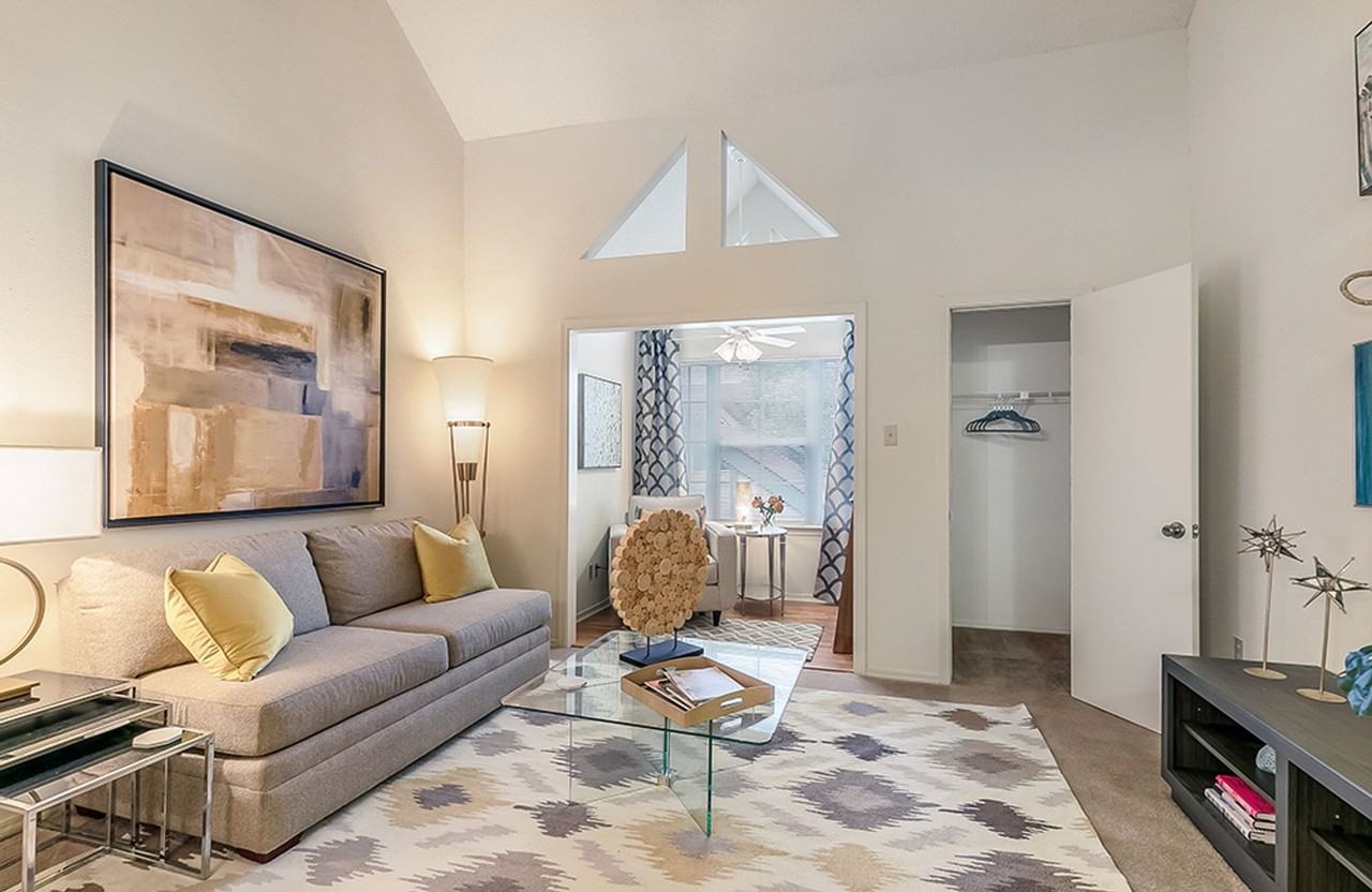 Falling Water - Photo 6 of 23