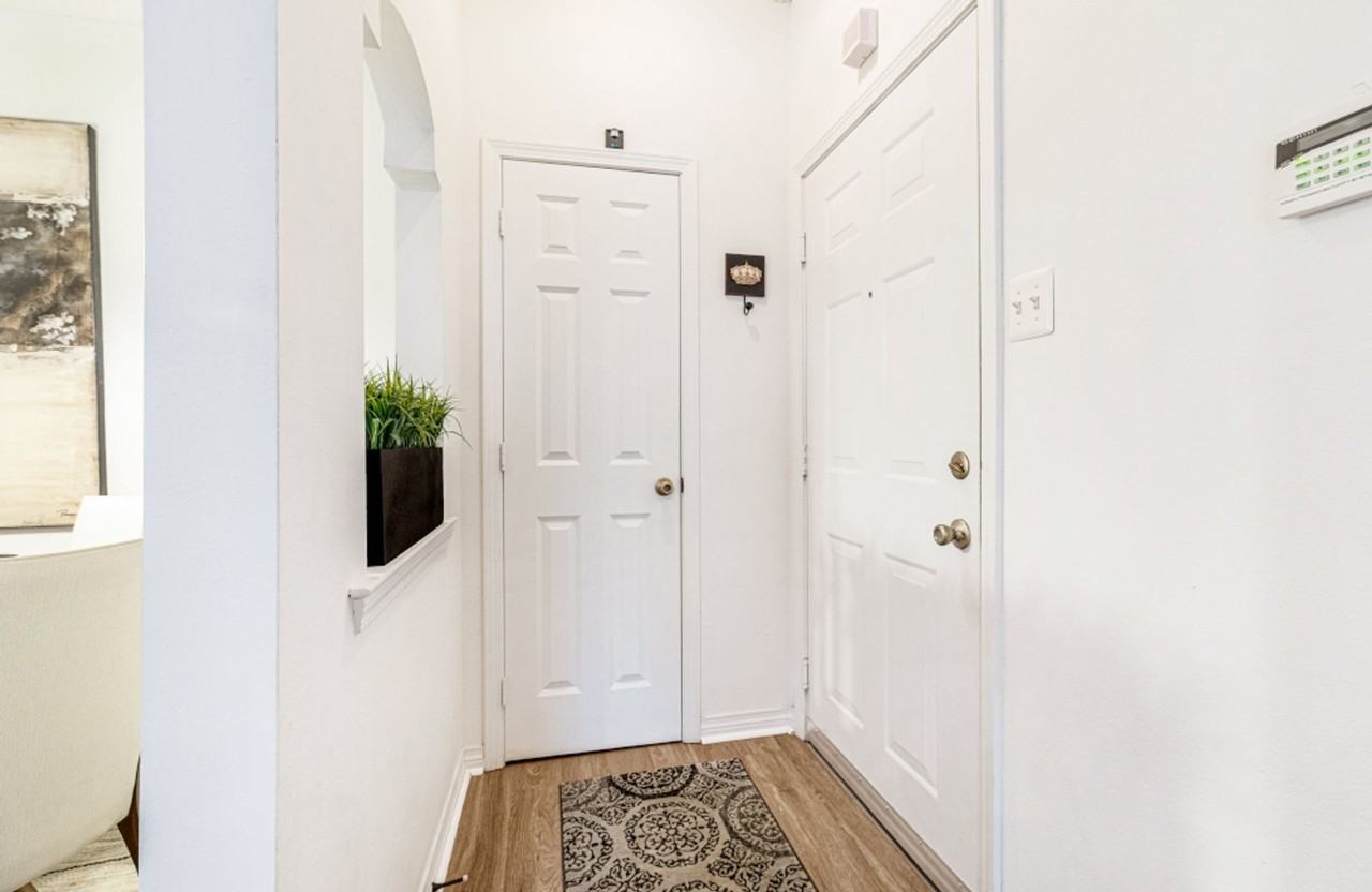 Lakes of Chateau Estates South - Photo 3 of 32