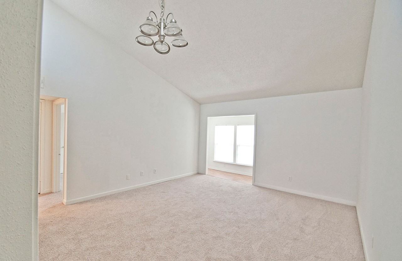 Natchez Landing - Photo 7 of 24