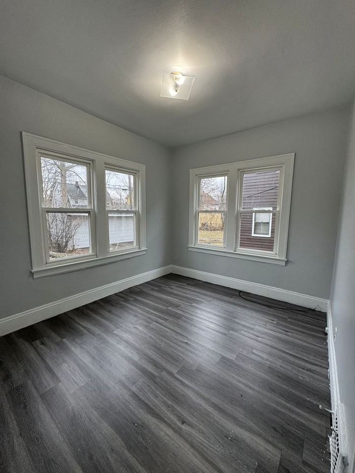 3342 Desota - Photo 3 of 31