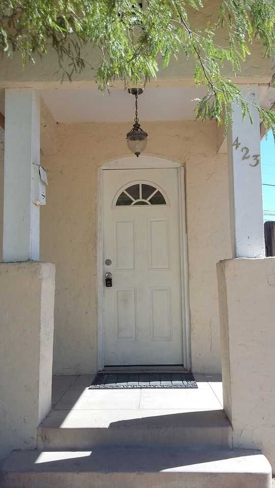 423 N 13th Pl - Photo 2 of 13