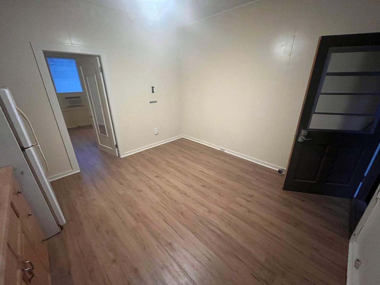 3147 Brokaw St #B - Photo 5 of 11