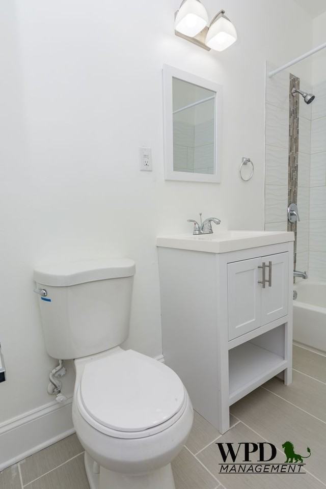 7546 S. Carpenter St - Photo 3 of 7