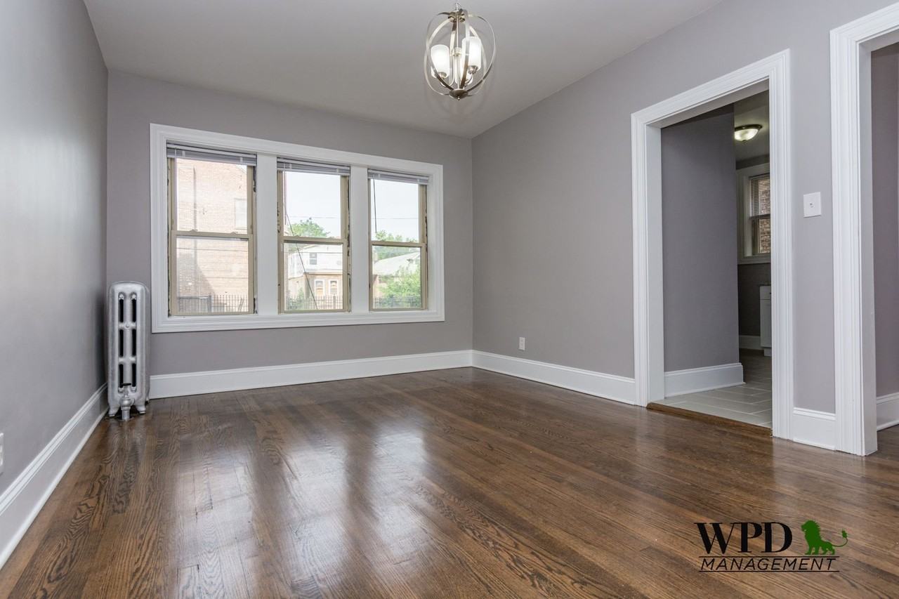 7546 S. Carpenter St - Photo 5 of 7