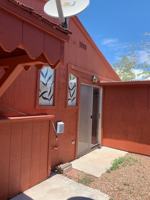 featured image of 912 E Allen St