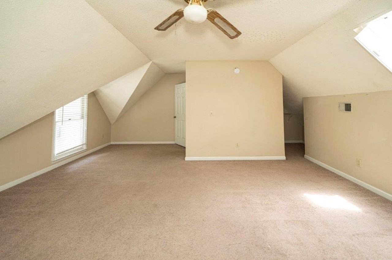 Campus Courtyard @ Magnolia - Photo 4 of 12