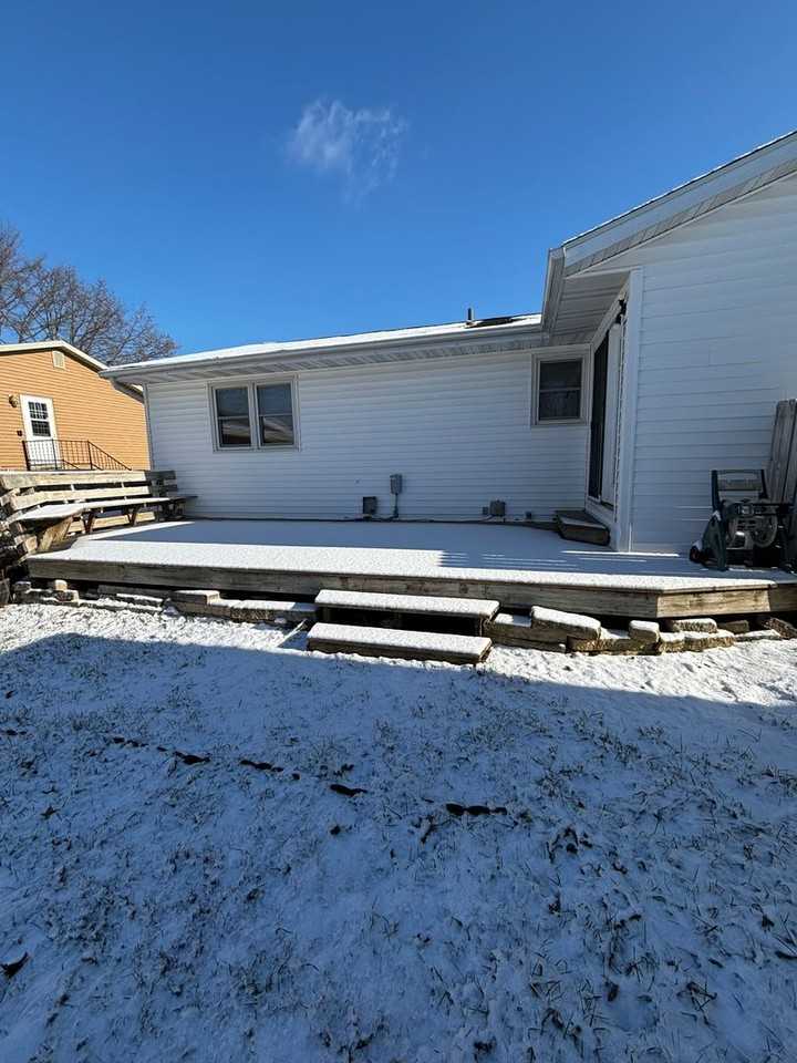 3170 1st St - Photo 4 of 22