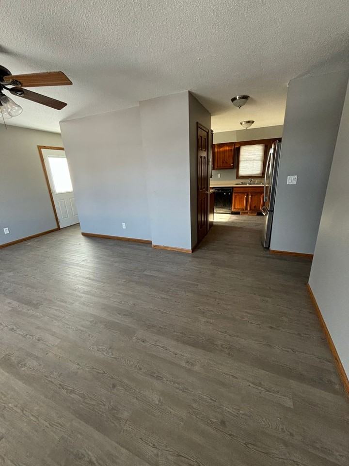 3170 1st St - Photo 6 of 22