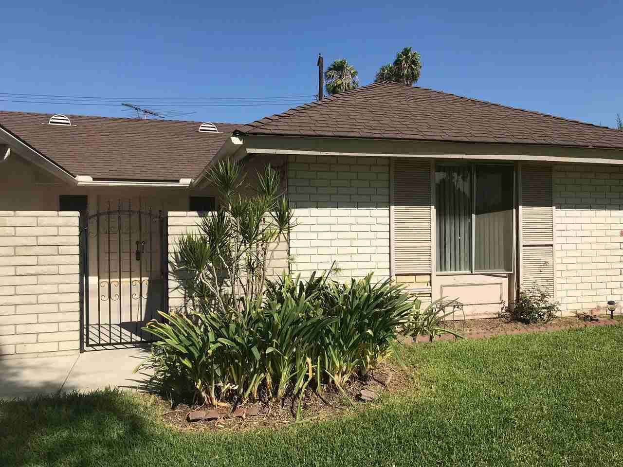 6260 Raleigh St - Photo 2 of 25
