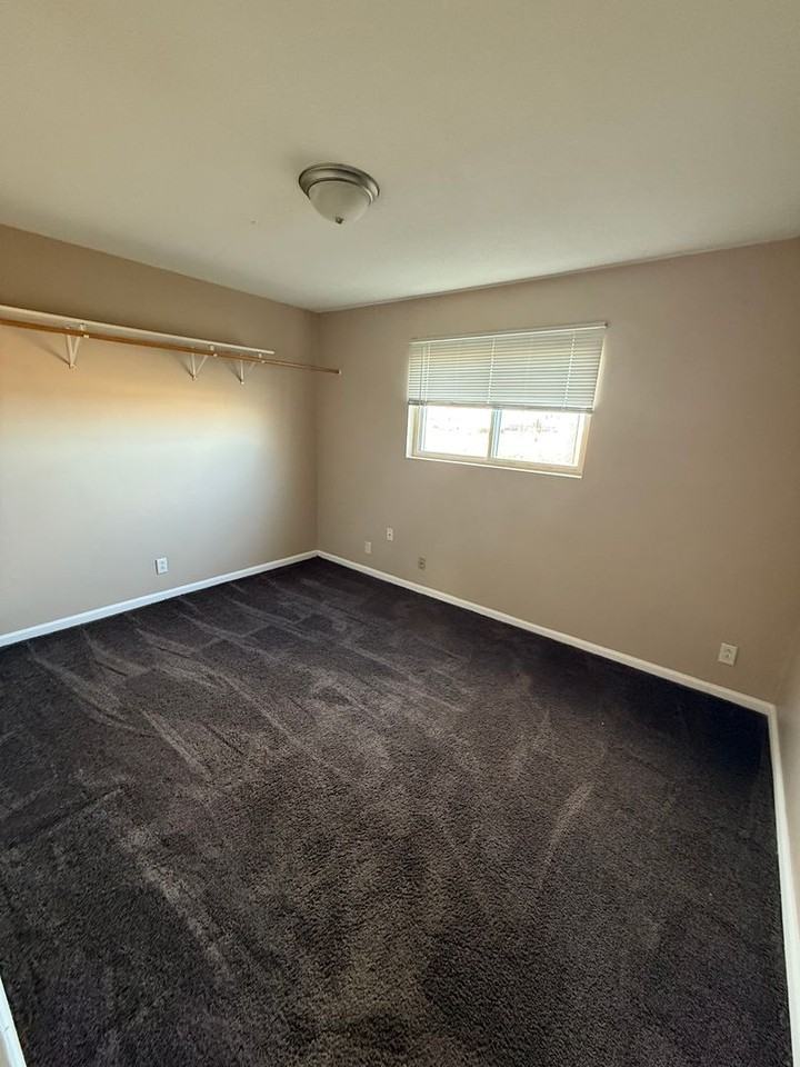 2779 Cooper Dr. - Photo 4 of 10