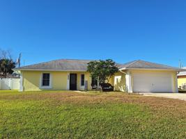 featured image of 3208 Royal Palm Dr