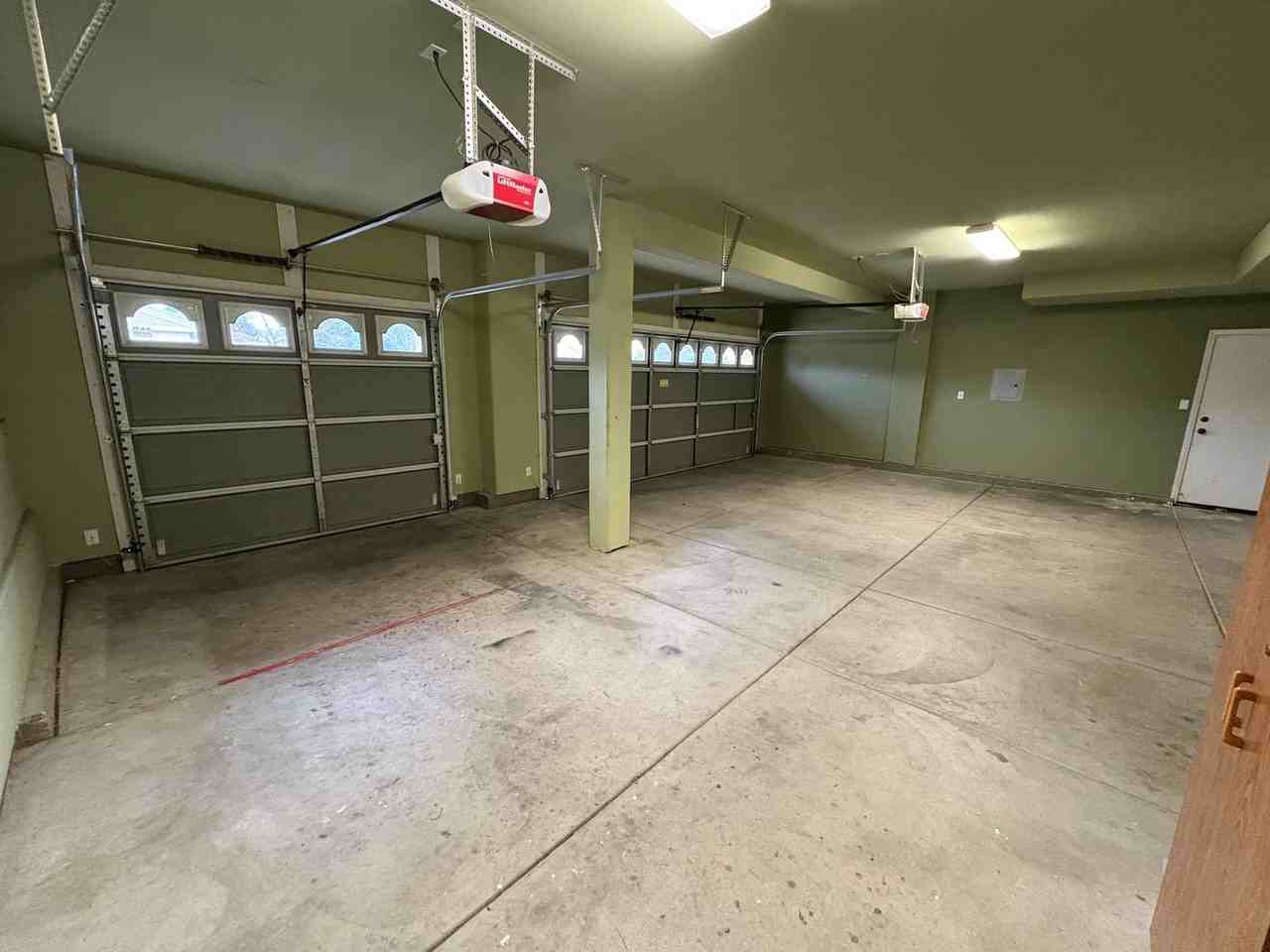 3116 W Buena Vista Ave - Photo 3 of 47