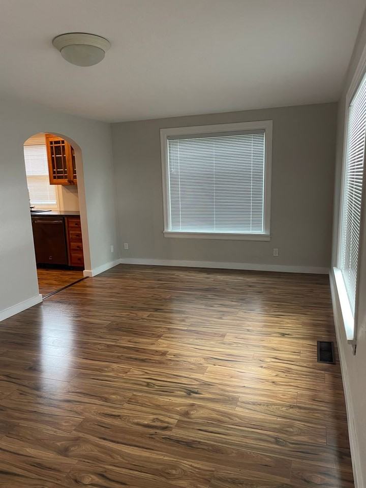 608 W Birch St - Photo 2 of 18