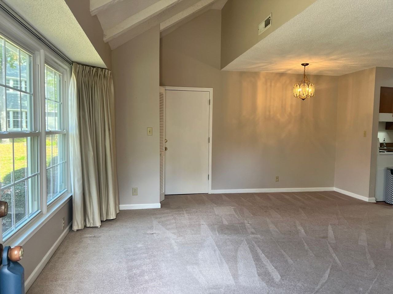 1210 Benna Dr ## 6f - Photo 4 of 20