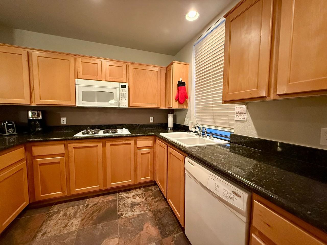 23 E Agate Ave #509 - Photo 3 of 25