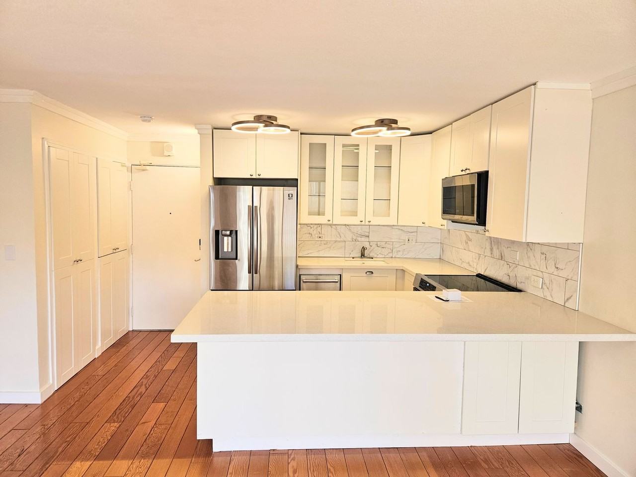 2140 Kuhio Ave #611 - Photo 2 of 12