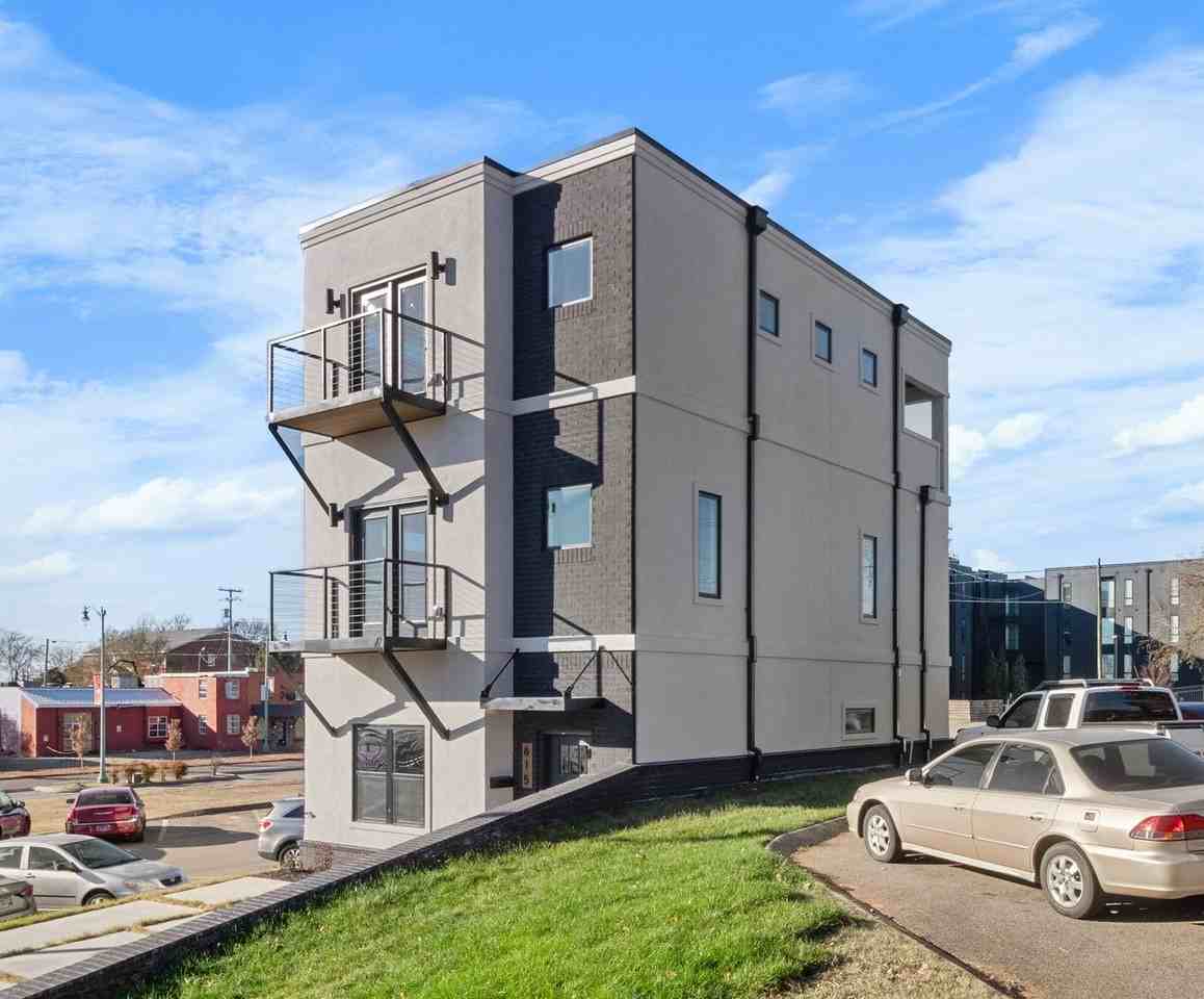 615 Franklin St - Photo 2 of 31