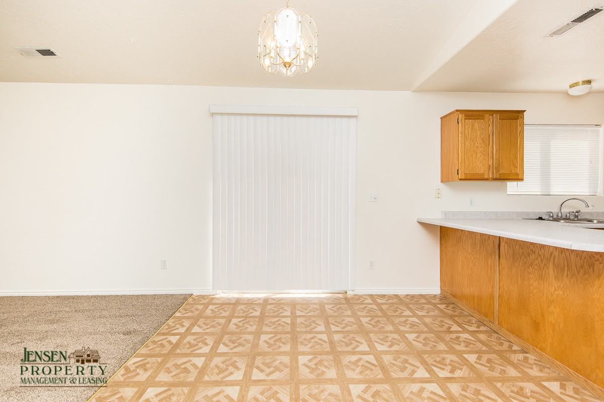 1042 N 1340 West Cir #1 - Photo 6 of 21