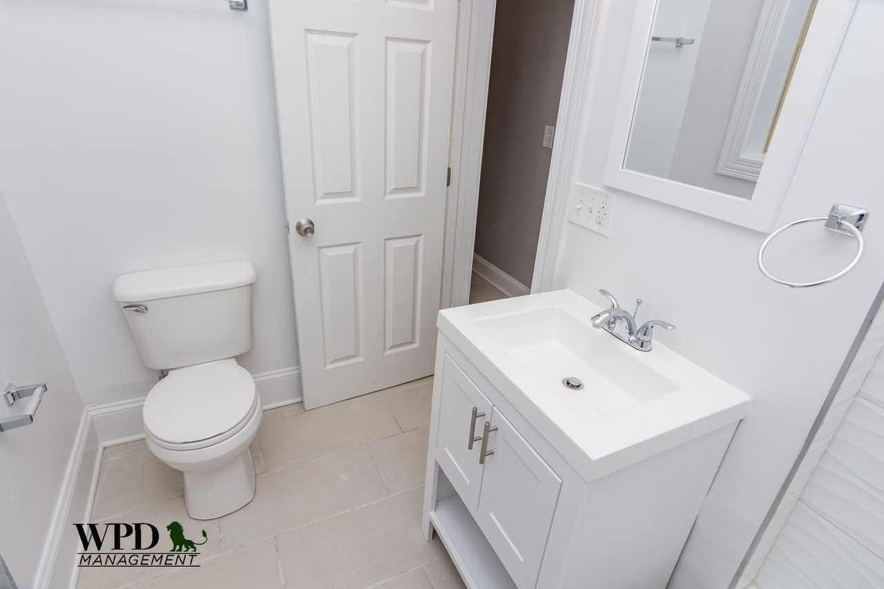 7800 S. Sangamon St - Photo 4 of 8