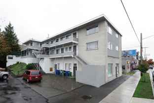 9244 Greenwood Ave N - Photo 1 of 1