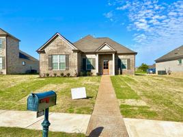 featured image of 340 Azalea Dr