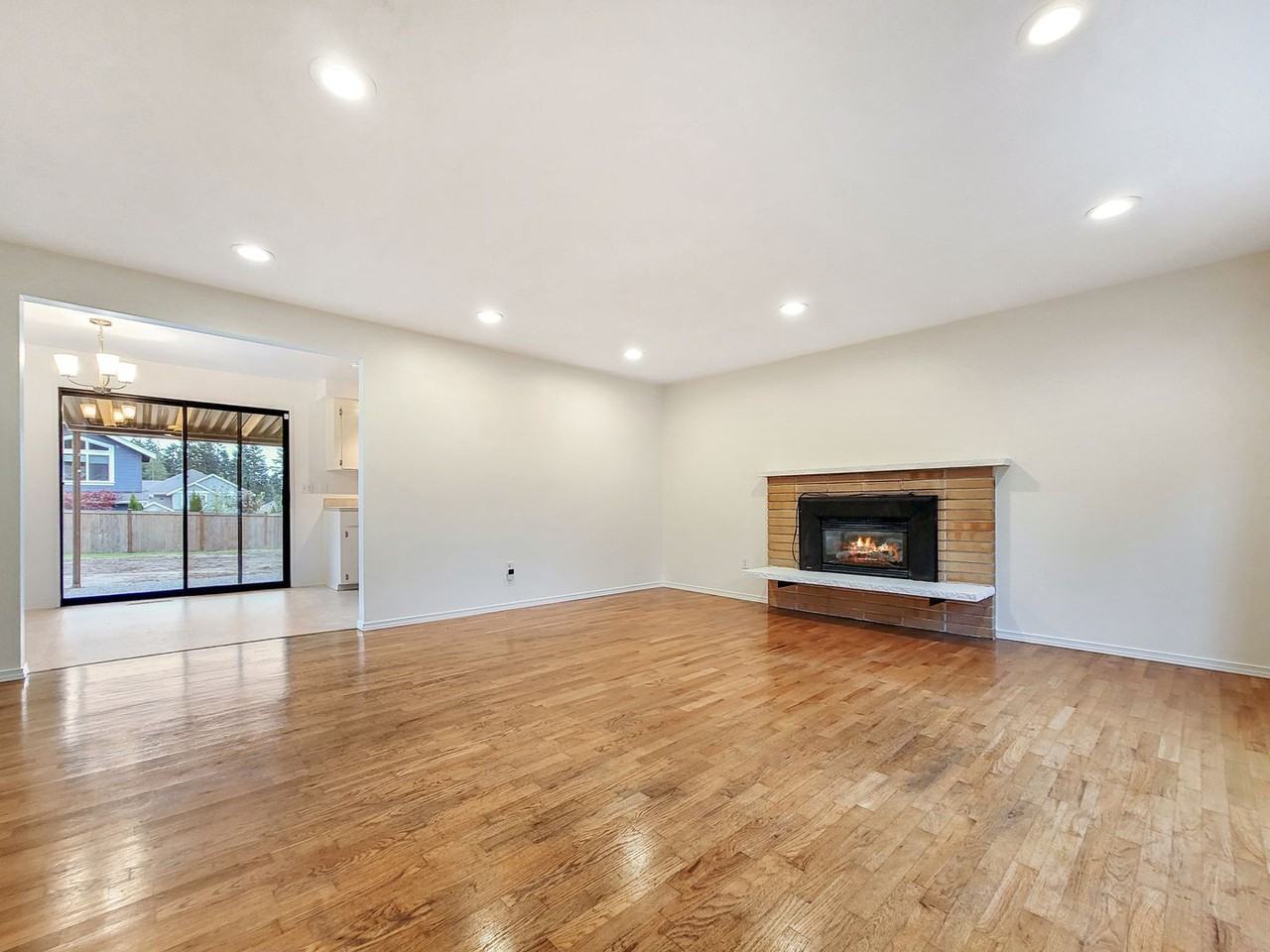 6519 Se 5th Pl - Photo 4 of 18