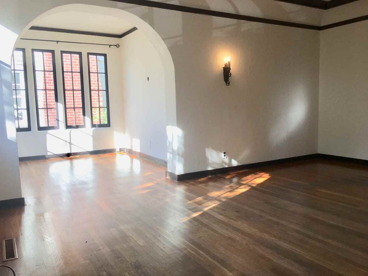 4225 Ne Davis St - Photo 3 of 12