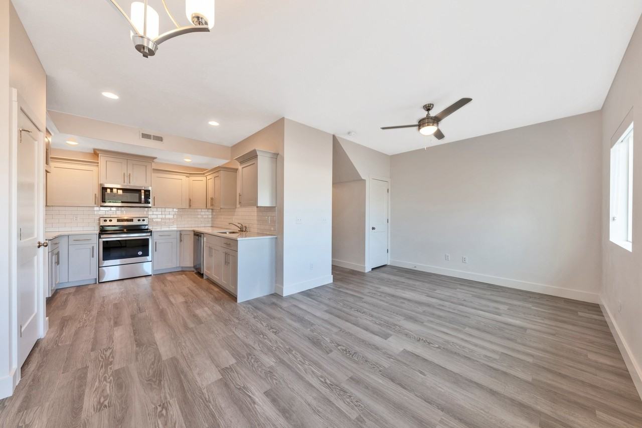 2598 S 2300 W #106 - Photo 5 of 15