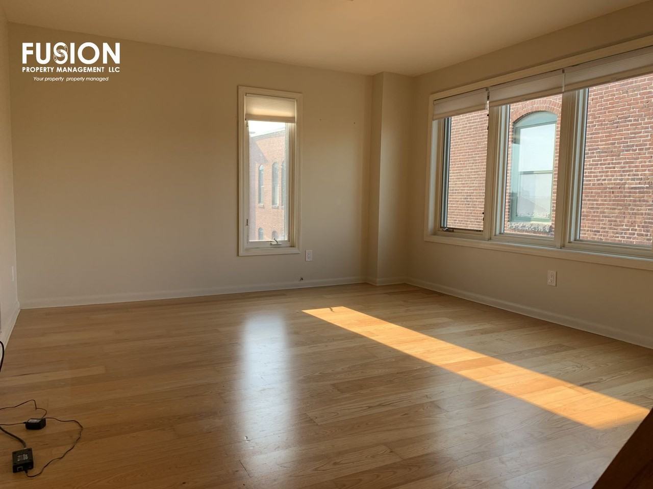 230 College St #2 - Photo 3 of 16