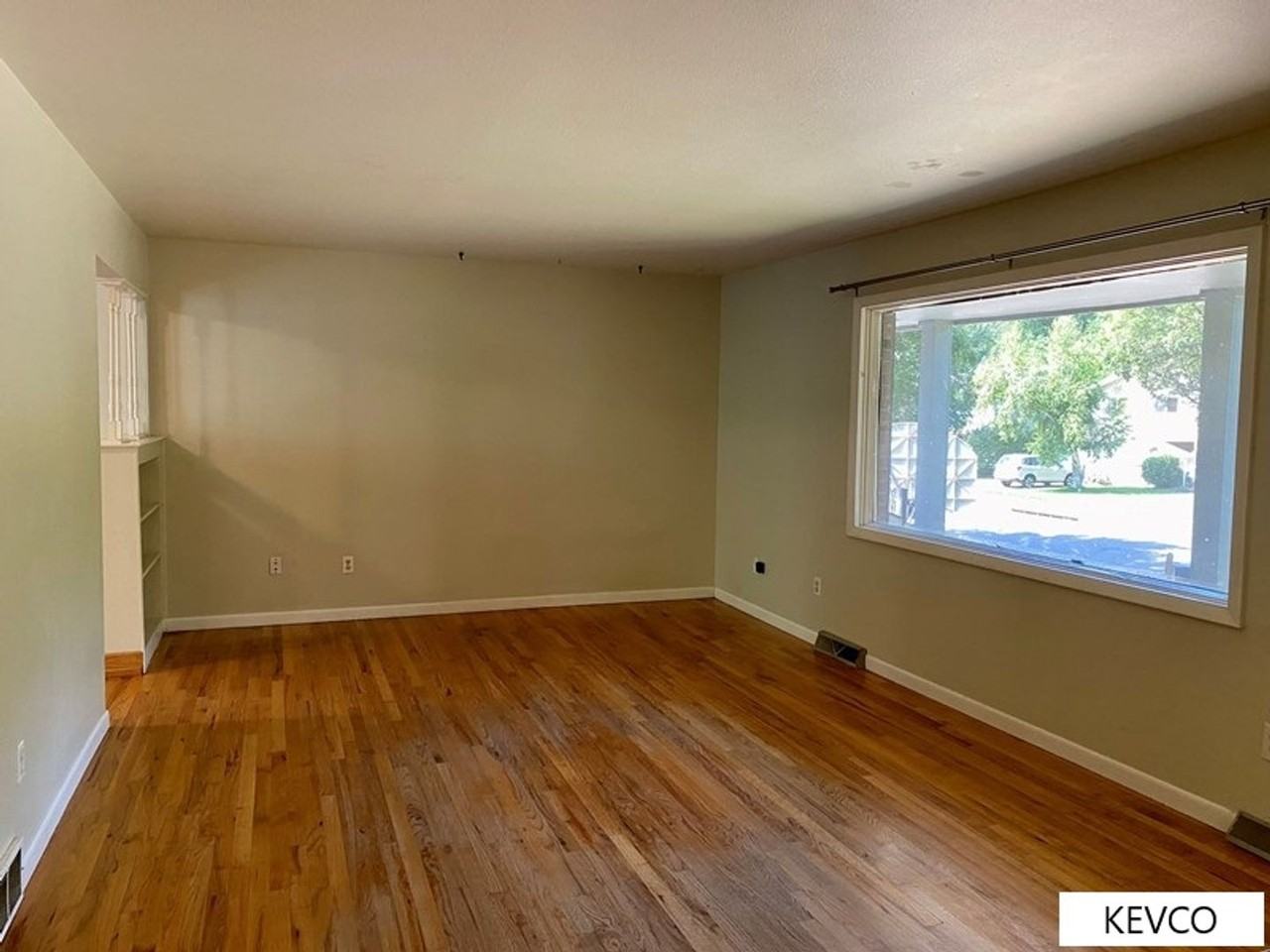 2636 Avocet Rd - Photo 2 of 22