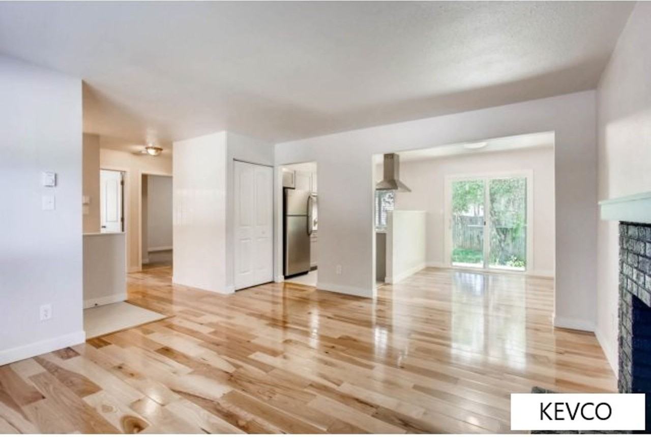 3437 Hampton Dr - Photo 3 of 17