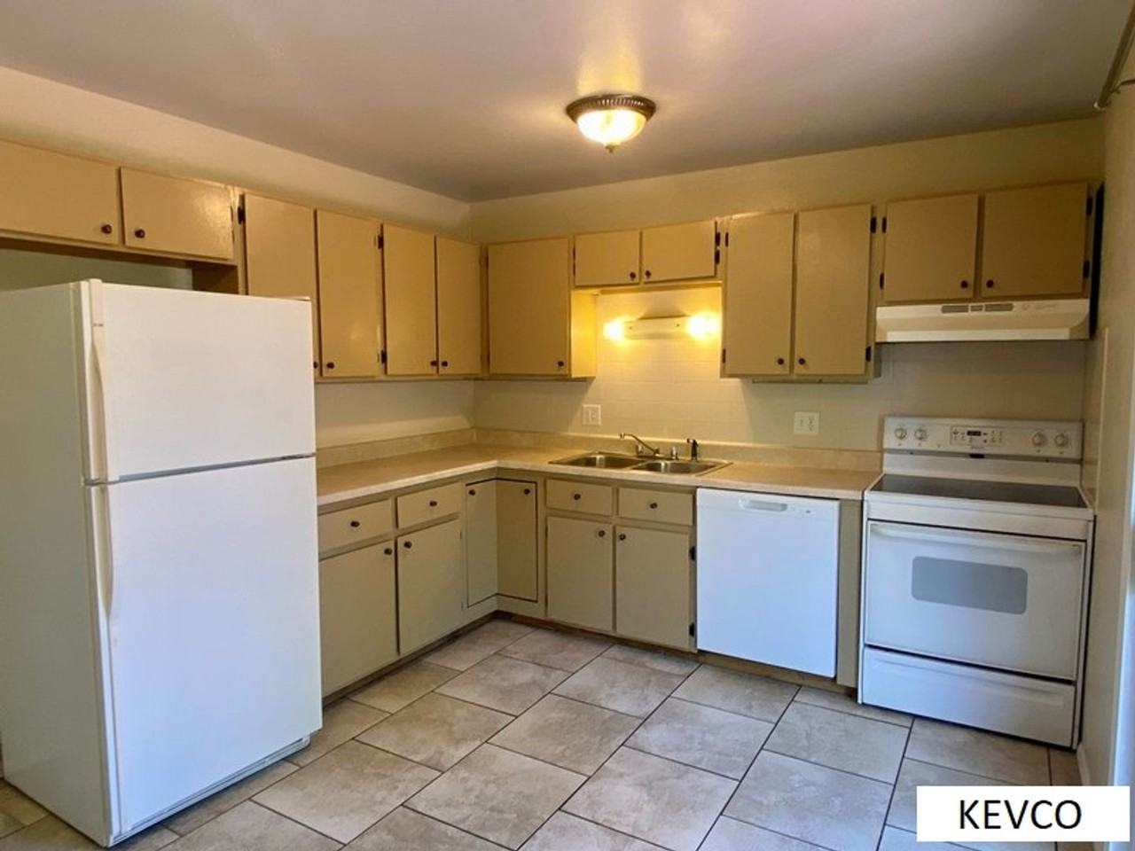 2506 Timber Ct - Photo 4 of 20