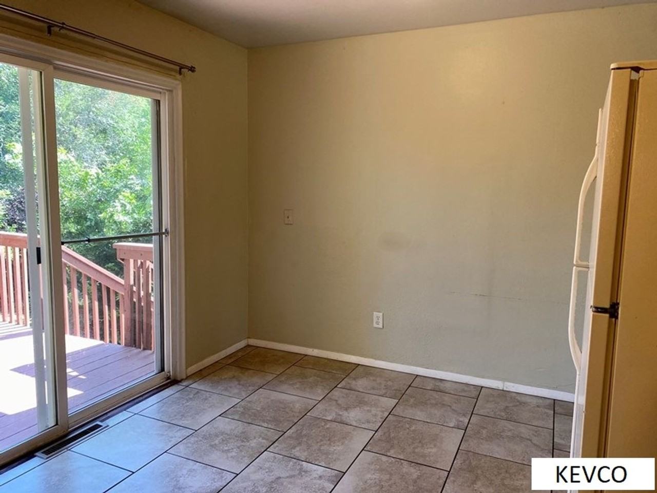 2506 Timber Ct - Photo 5 of 20