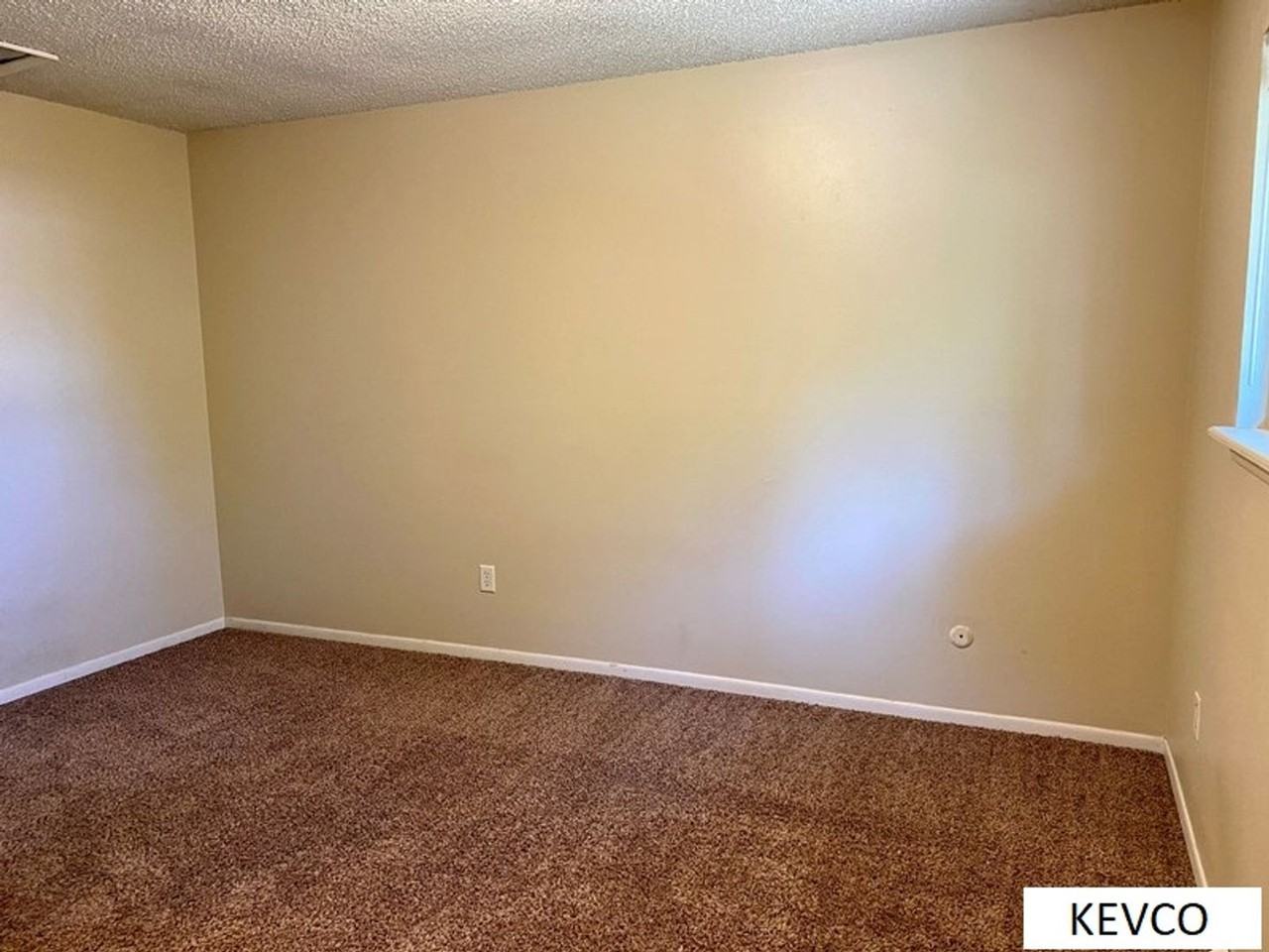 2506 Timber Ct - Photo 7 of 20