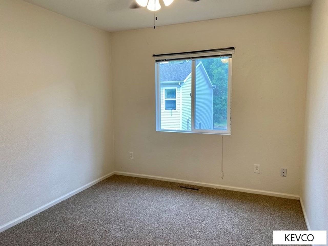 3433 Bale Dr - Photo 7 of 20