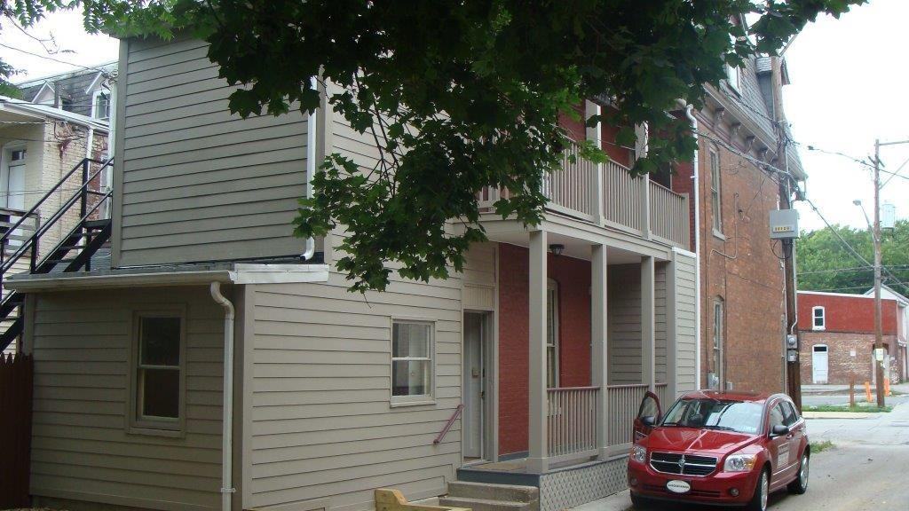 28 E Jackson St - Photo 2 of 6