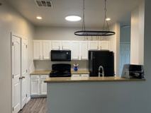 Bixby's luxury apartment - Photo 1 of 1