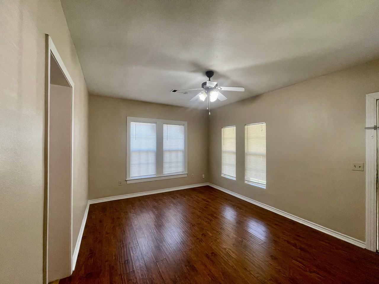 3309 Lay Ave - Photo 3 of 11