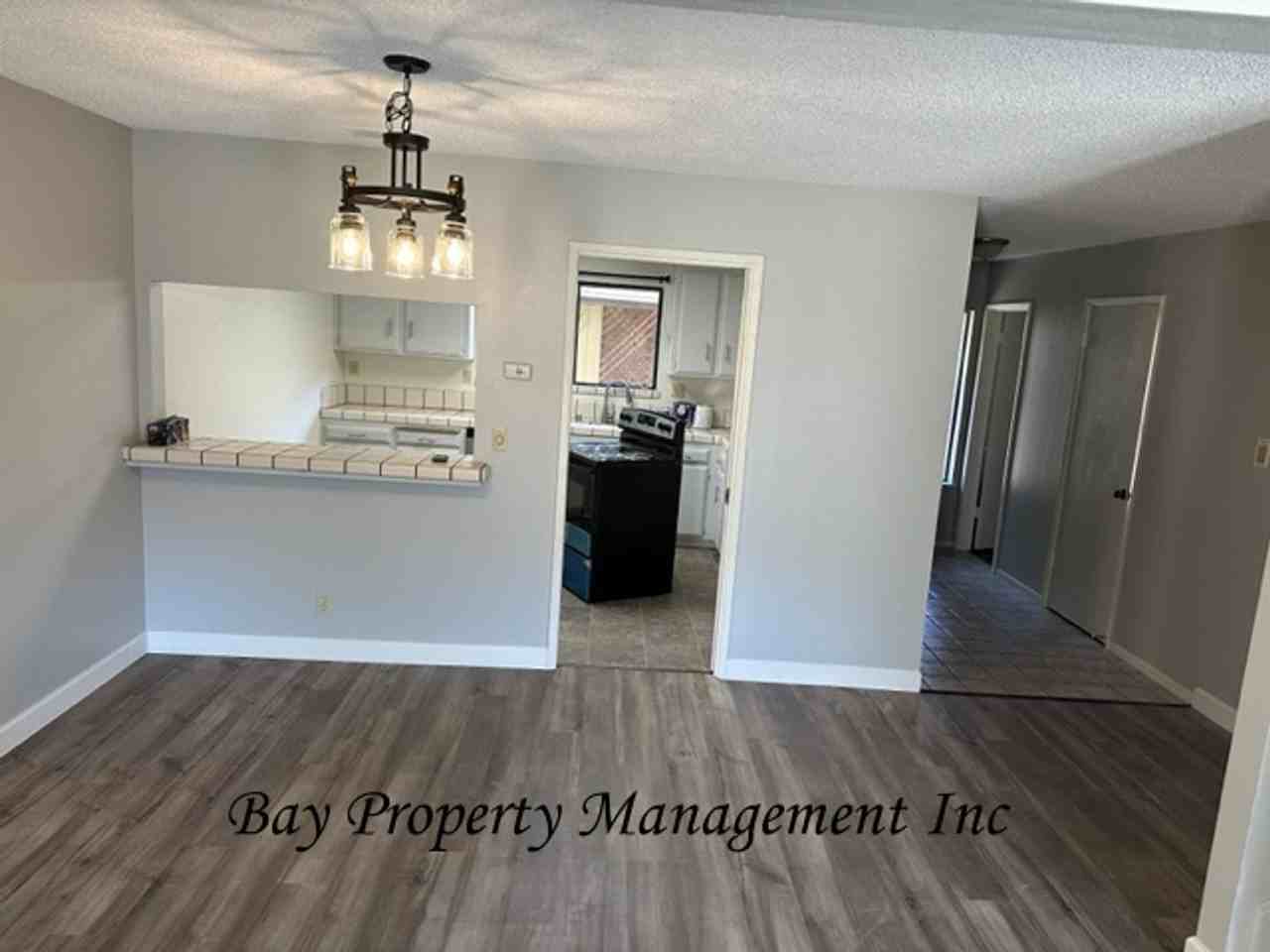 1860 Cherokee Drive - Photo 6 of 14