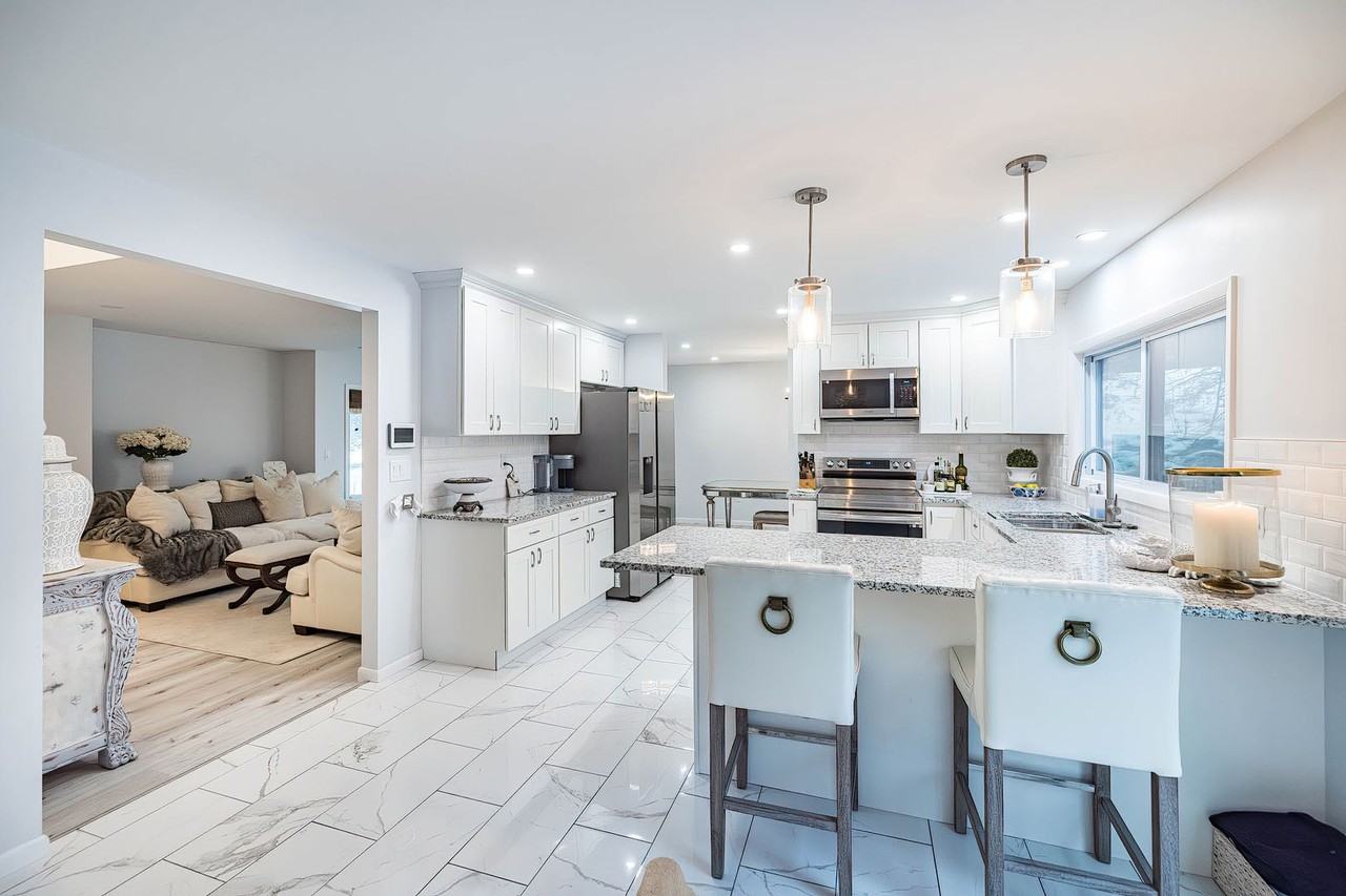 5121 Cherry Street Ext - Photo 2 of 38