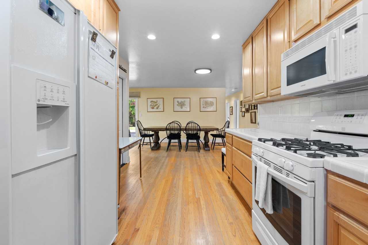 4678 Whiting St - Photo 7 of 25