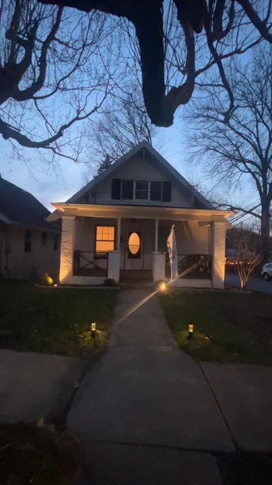 909 Allegheny Ave - Photo 2 of 14