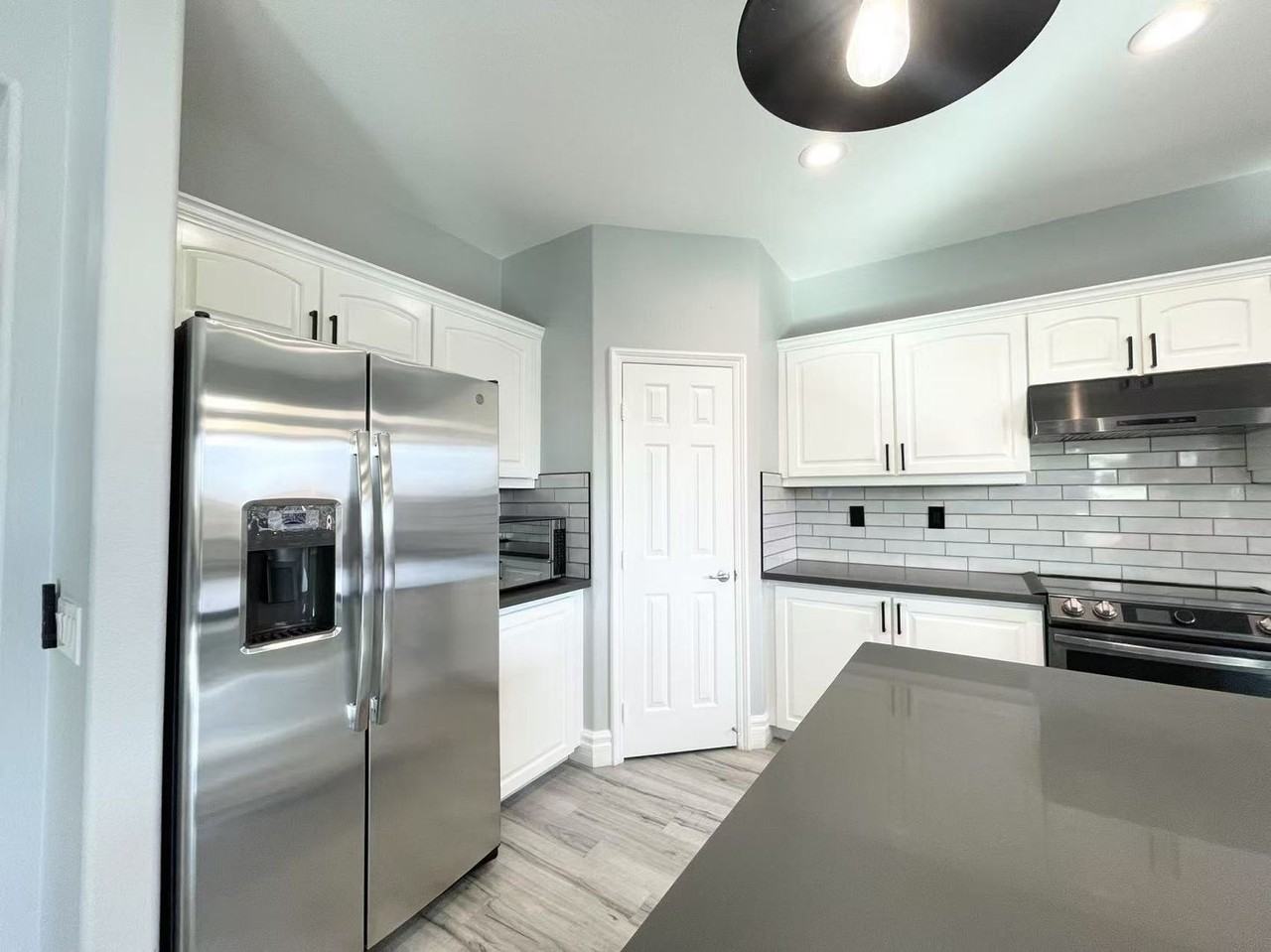135 Tall Ruff Dr - Photo 5 of 35