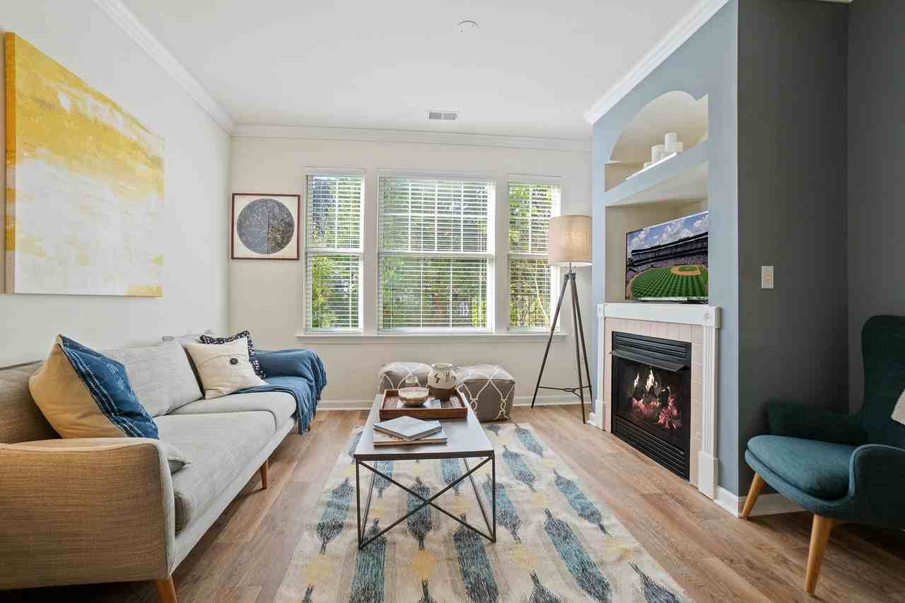 Harbor Village at the Commons - Photo 2 of 47