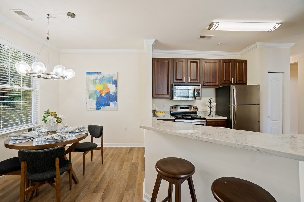 Harbor Village at the Commons - Photo 6 of 47