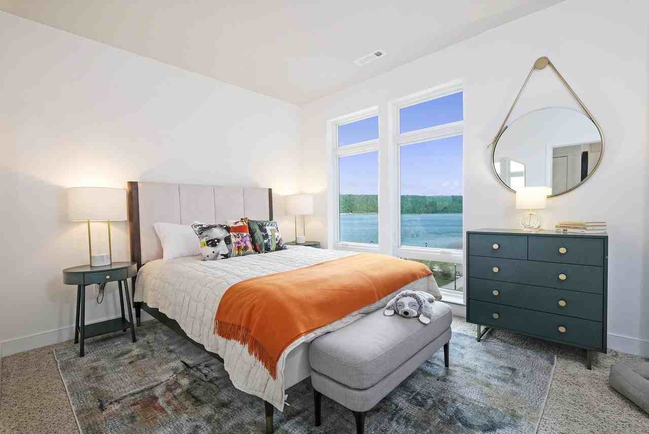 Apex Hudson Riverfront - Photo 7 of 50